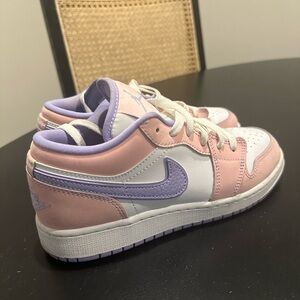 Kids Pink and Purple Nike Air Jordan
